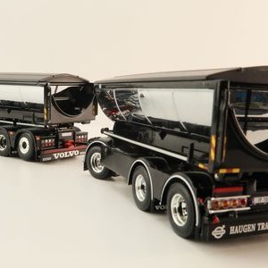 WSI 01-4091 Volvo FH4 8x4 Truck HookLift & trailer & Asphalt Container - General Lee Dukes of Hazzard - Haugen - Scale 1:50