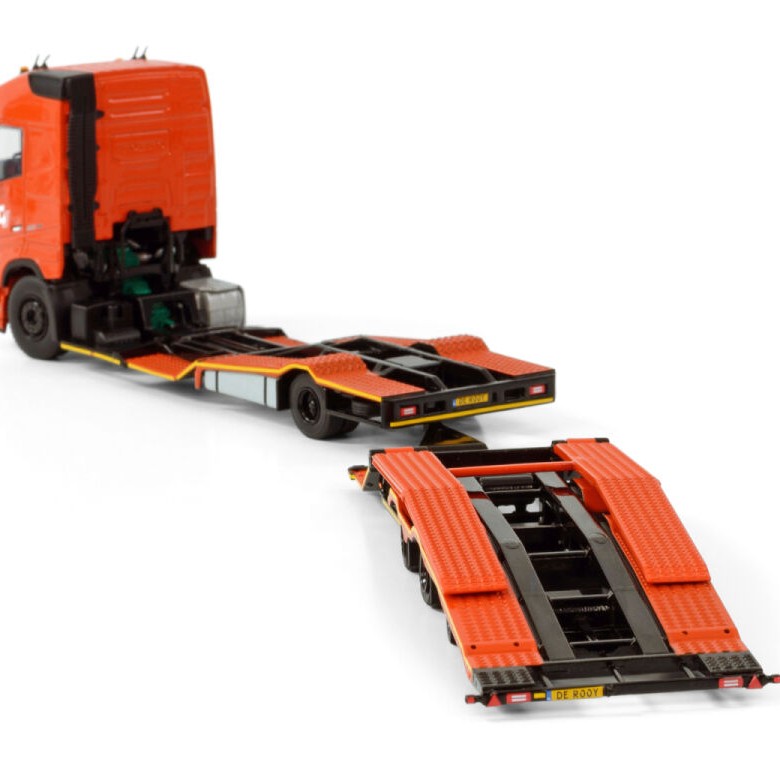 WSI 01-4199 Volvo FH5 Globetrotter Rigid Truck and Transporter Trailer - De Rooy - Scale 1:50