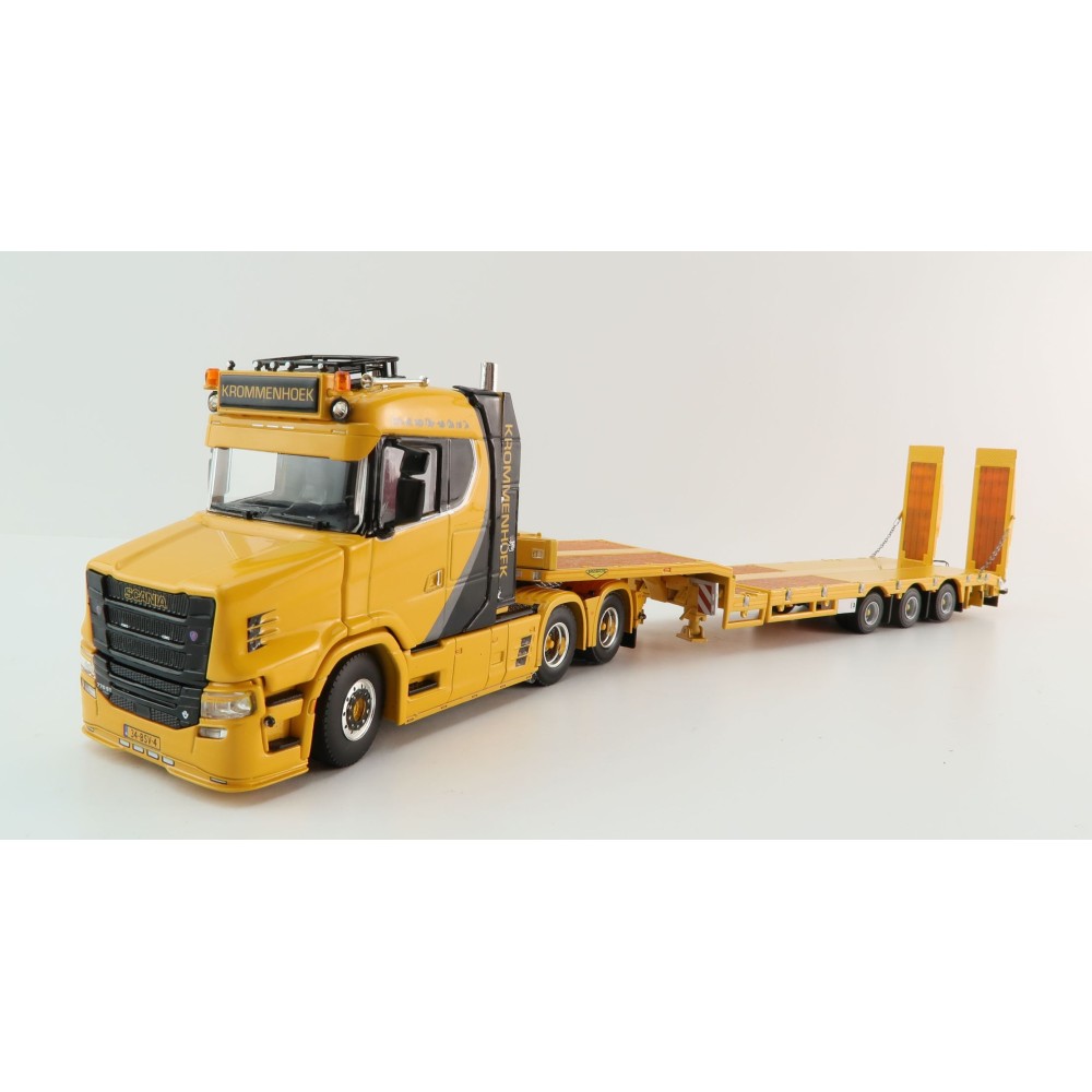WSI 01-4224 Vlastuin Torpedo 6x2 Prime Mover with Semi Broshuis Extentable Steerable Low Loader Trailer - Krommenhoek  - Scale 1:50