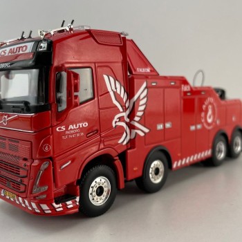 WSI 01-4434 Volvo FH5 Globetrotter 8x4 Falkom Tow Truck - CS Auto - Scale 1:50