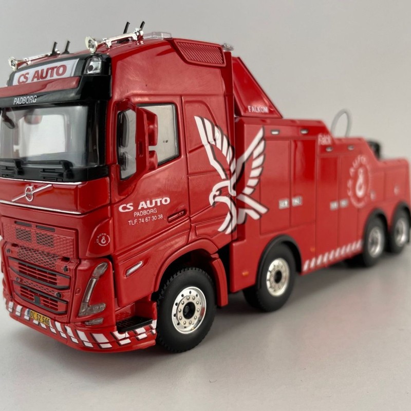 WSI 01-4434 Volvo FH5 Globetrotter 8x4 Falkom Tow Truck - CS Auto - Scale 1:50