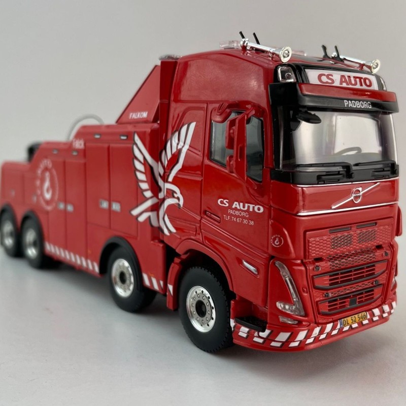 WSI 01-4434 Volvo FH5 Globetrotter 8x4 Falkom Tow Truck - CS Auto - Scale 1:50