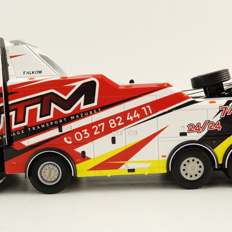 WSI 01-4508 Volvo FH4 Globetrotter XL 8x4 Falkom Wrecker Truck - DTM Mazuret - Scale 1:50