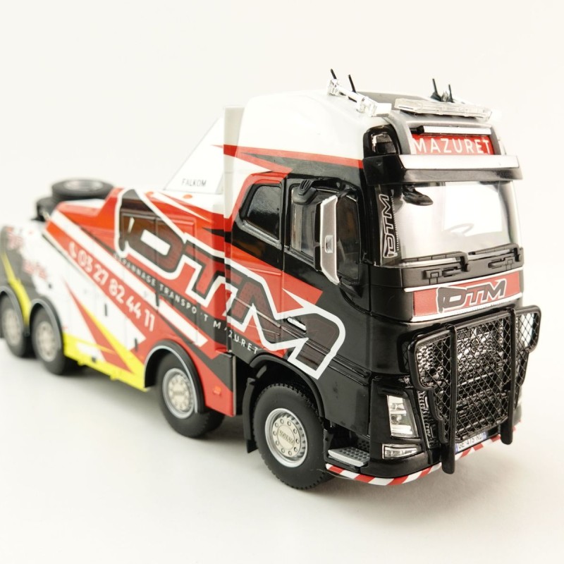 WSI 01-4508 Volvo FH4 Globetrotter XL 8x4 Falkom Wrecker Truck - DTM Mazuret - Scale 1:50