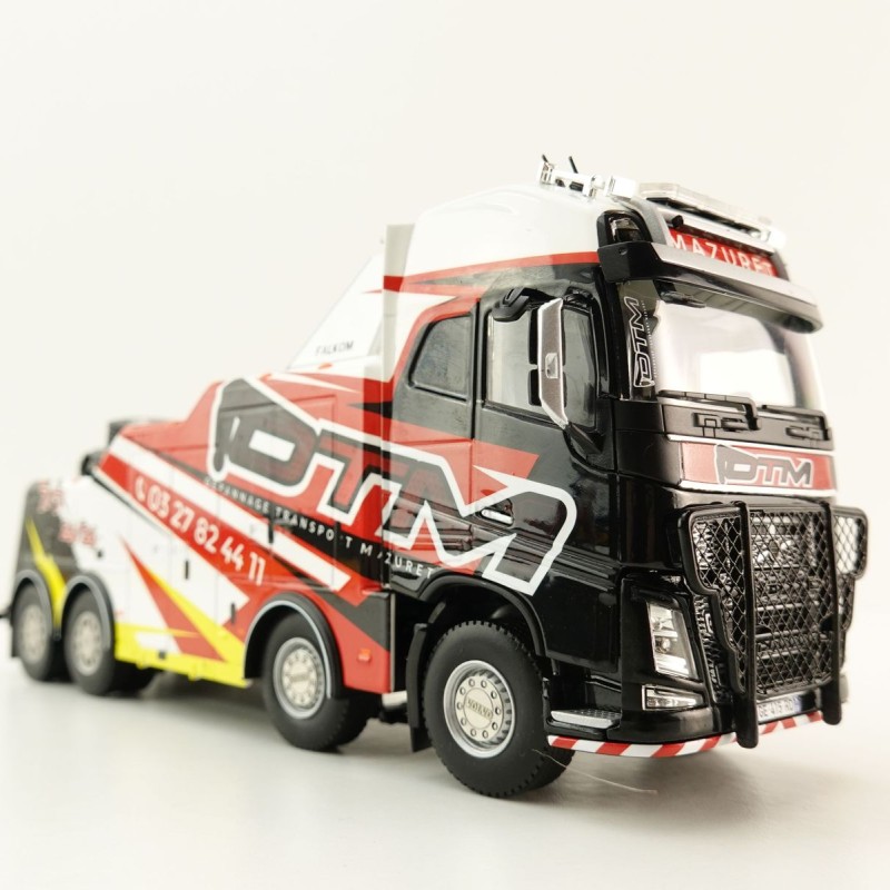 WSI 01-4508 Volvo FH4 Globetrotter XL 8x4 Falkom Wrecker Truck - DTM Mazuret - Scale 1:50