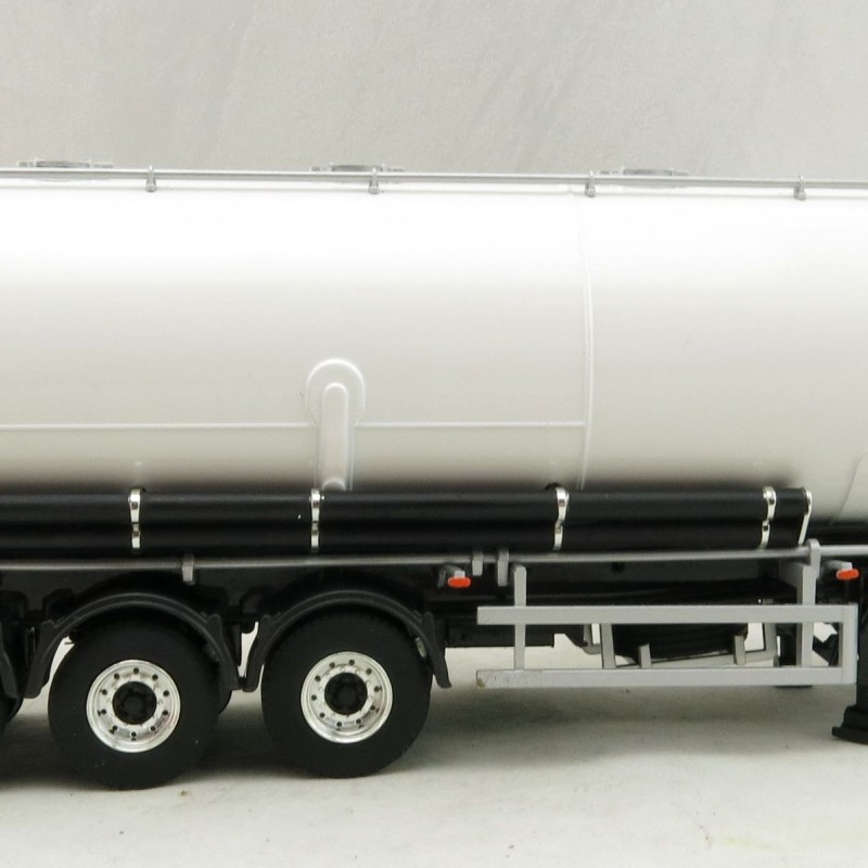 WSI 03-1011 - Tri Axle Bulk Tanker Power Tipper Trailer White - Scale 1:50 