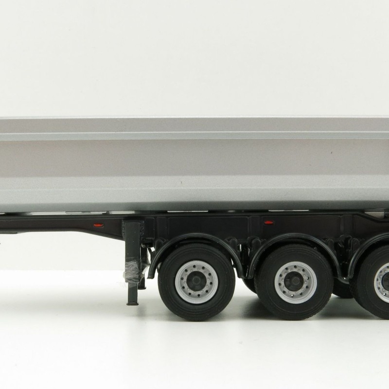 WSI 03-2000 - Langendorf Halfpipe 3 axle Tipper Trailer - Scale 1:50