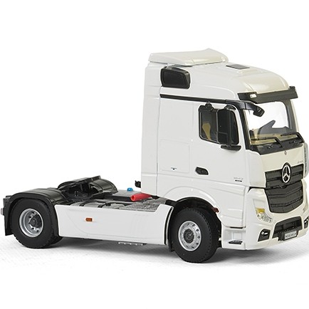 WSI 03-2010 - Mercedes-Benz Actros StreamSpace 4x2 White Prime Mover - Scale 1:50