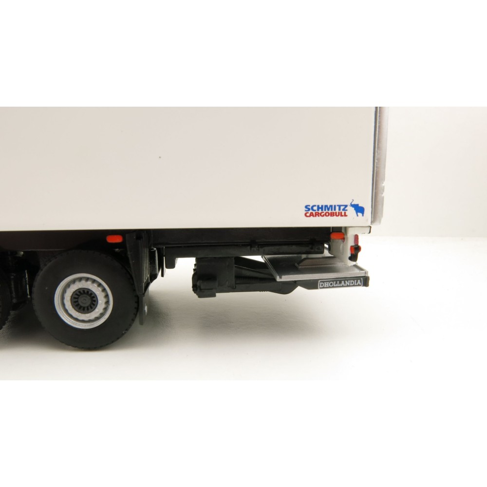 WSI 03-2037 3-Axle Schmitz Cargobull Refrigerated Trailer White - Scale 1:50