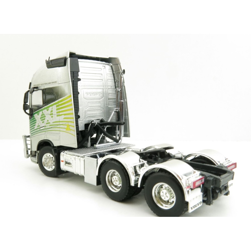 WSI 04-2119 VOLVO FH4 GLOBETROTTER XXL 6X4 RHD Truck Australian Made  - Scale 1:50