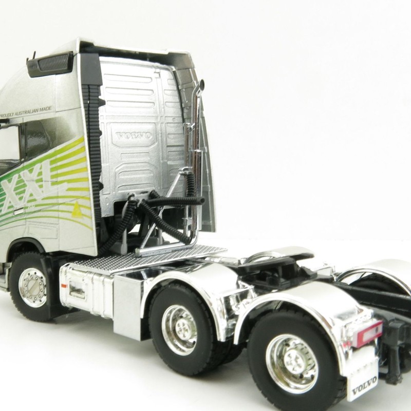 WSI 04-2119 VOLVO FH4 GLOBETROTTER XXL 6X4 RHD Truck Australian Made  - Scale 1:50