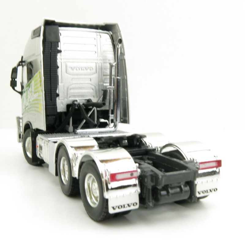 WSI 04-2119 VOLVO FH4 GLOBETROTTER XXL 6X4 RHD Truck Australian Made  - Scale 1:50