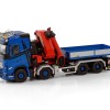 WSI 04-2141 Volvo FH5 Globetrotter Truck Swap Body with Palfinger PK 135.002 TECH7 Crane + JIB - Scale 1:50
