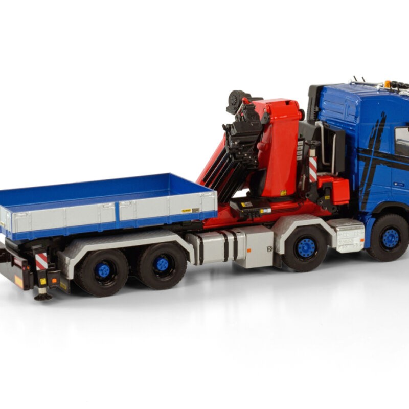 WSI 04-2141 Volvo FH5 Globetrotter Truck Swap Body with Palfinger PK 135.002 TECH7 Crane + JIB - Scale 1:50