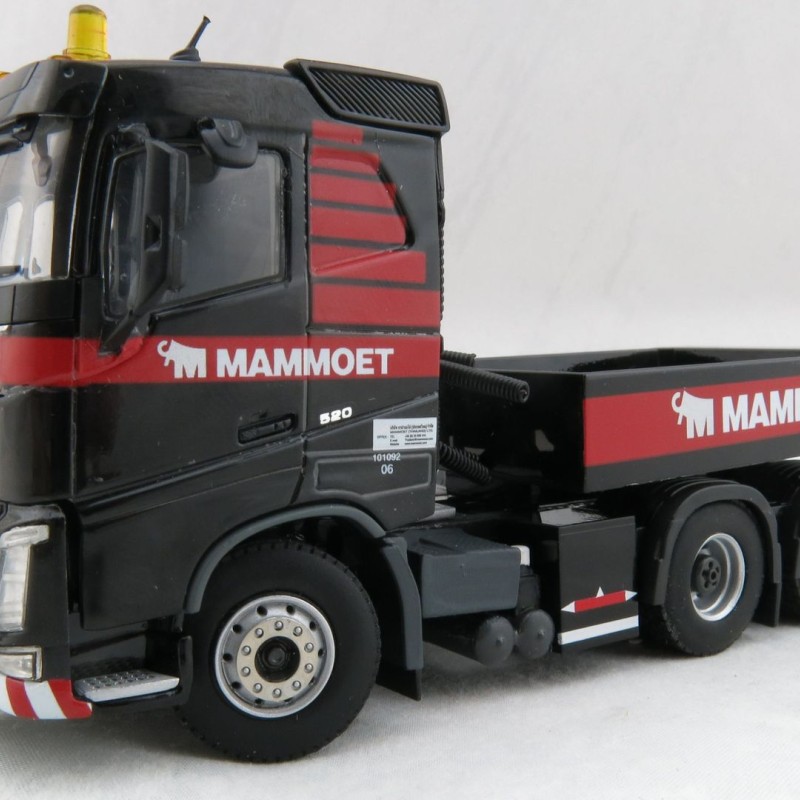 WSI 410231 Mammoet Volvo FH RHD Sleeper Cab 6x4 + Ballast Box - Scale 1:50
