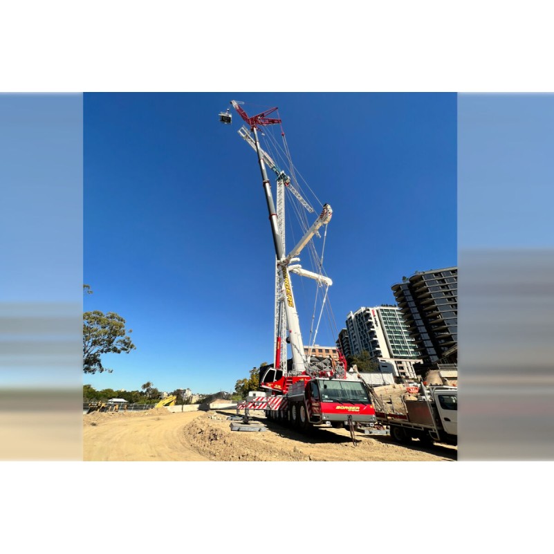 WSI 51-2172 LIEBHERR LTM 1350-6.1 Mobile Telescopic Crane - Borger Cranes - Scale 1:50