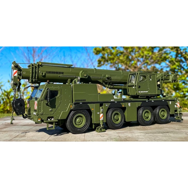 WSI 52-2034 - Liebherr G-LTM 1090-4.2 Armoured Mobile Crane - German Military - Scale 1:50