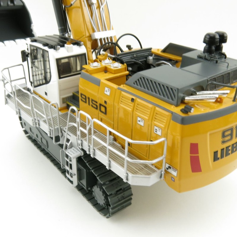 WSI 64-2003 Liebherr R 9150B Tracked Mining Excavator Yellow - Scale 1:50