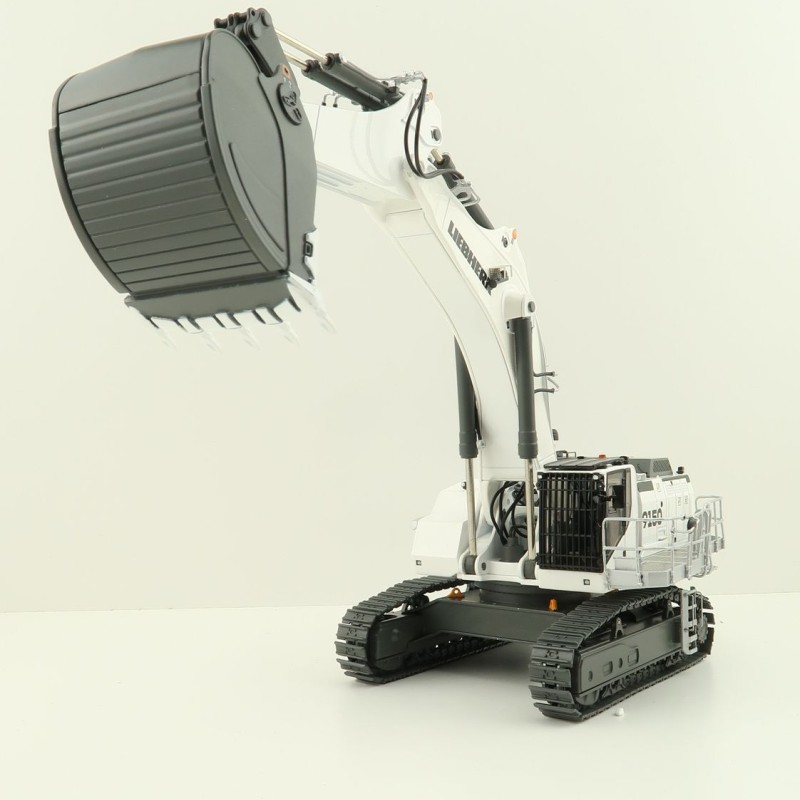 WSI 64-2007 Liebherr R 9150 Tracked Mining Excavator New 2023 Version - Scale 1:50