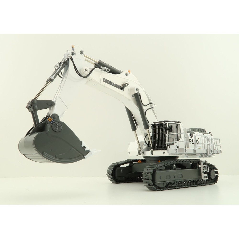 WSI 64-2007 Liebherr R 9150 Tracked Mining Excavator New 2023 Version - Scale 1:50