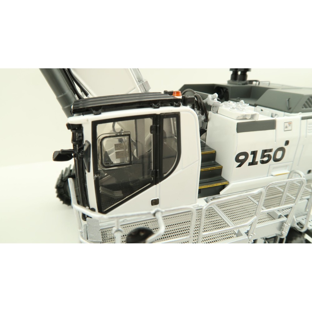 WSI 64-2007 Liebherr R 9150 Tracked Mining Excavator New 2023 Version - Scale 1:50