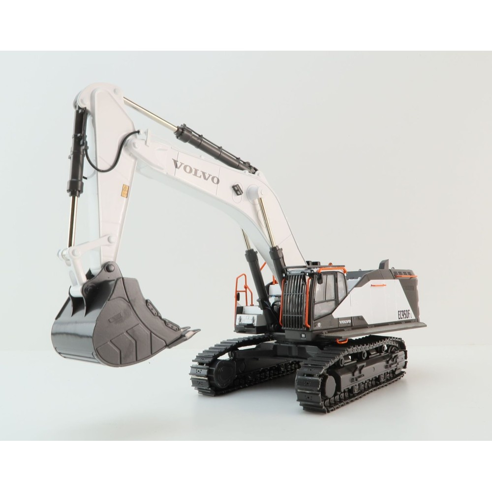 WSI 64-2012 - Large Volvo EC 950 F Tracked Excavator Limited White Edition - Scale 1:50 