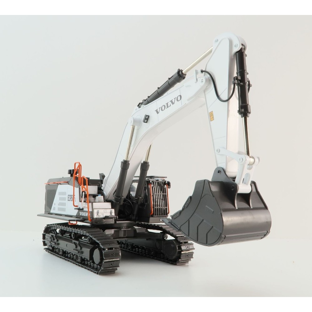 WSI 64-2012 - Large Volvo EC 950 F Tracked Excavator Limited White Edition - Scale 1:50 