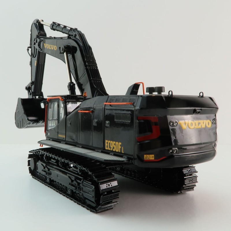 WSI 64-2013 - Large Volvo EC 950 F Tracked Excavator Limited Black Edition - Scale 1:50