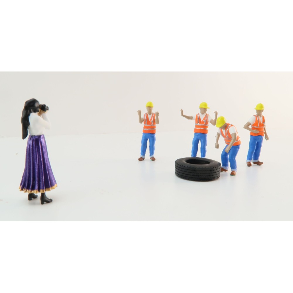 WSI 84-1003 - Figure Set 1 - 5x Figurines - Scale 1:50