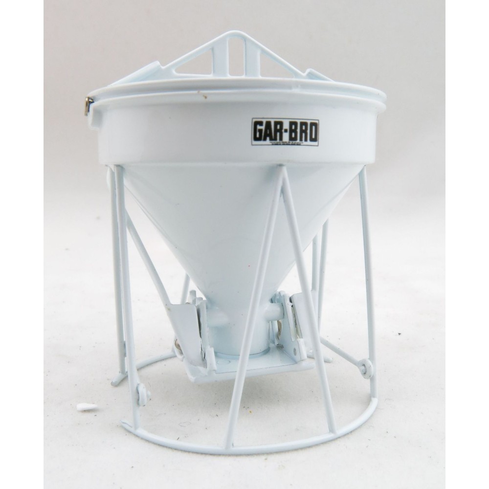 Weiss Brothers WBR002-1900 - Garbro Concrete Bucket - Round Gate - White - Scale 1:50
