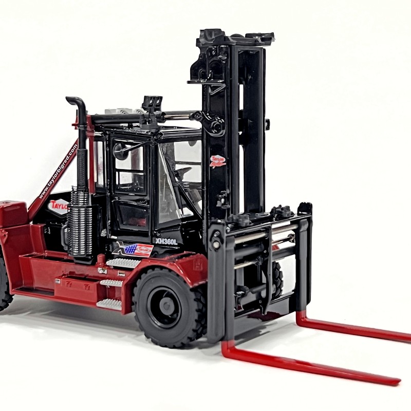 Weiss Brothers WBR033-300 - Large Taylor Forklift XH-360L Diecast - 1:50 Scale