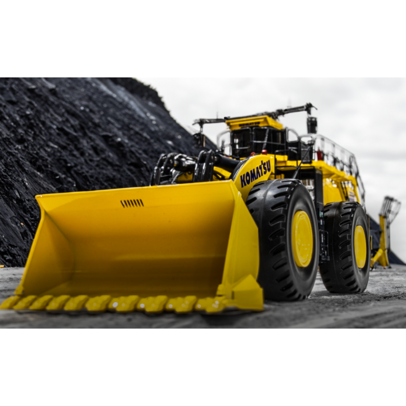 Weiss Brothers WBR034 - Large Komatsu WE1850 Wheel Loader - 1:50 Scale