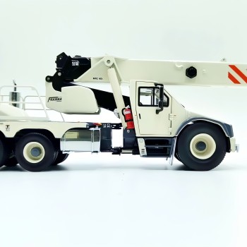 Weiss Brothers WBR037 - Terex AT40 Franna Mobile Crane - Terex Livery - Scale 1:50